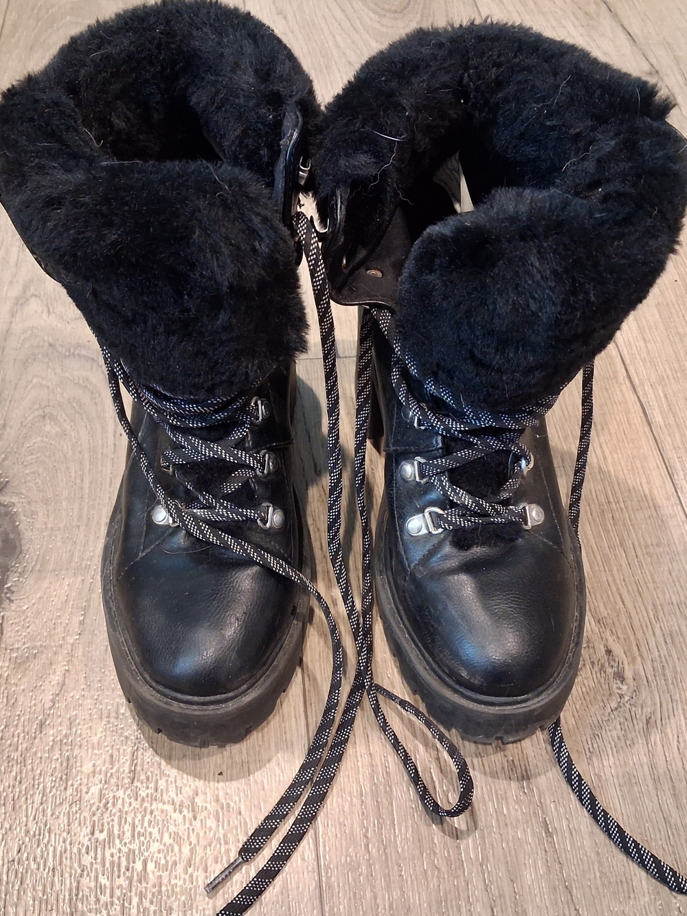 ESpirit Black Lace-Up Chunky Heel Boots | Faux Fur Trim | Rugged Style | Good